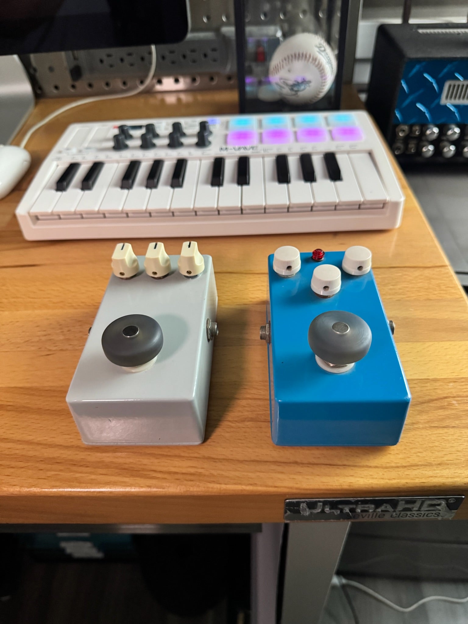 Blackout Universal Magnetic Toppers - Pack of 12